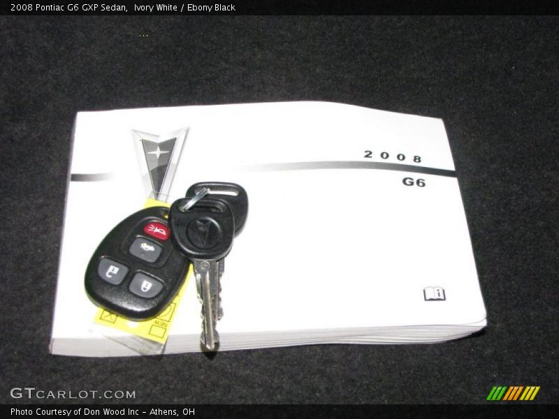 Ivory White / Ebony Black 2008 Pontiac G6 GXP Sedan