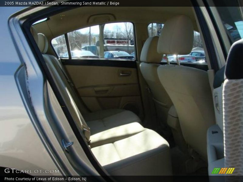 Shimmering Sand Metallic / Beige 2005 Mazda MAZDA3 i Sedan