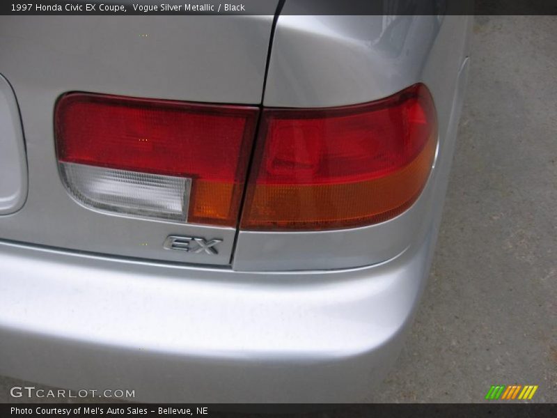 Vogue Silver Metallic / Black 1997 Honda Civic EX Coupe