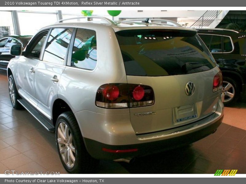 Reflex Silver Metallic / Anthracite 2010 Volkswagen Touareg TDI 4XMotion