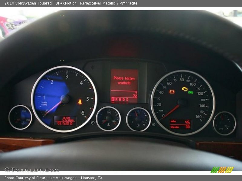 Reflex Silver Metallic / Anthracite 2010 Volkswagen Touareg TDI 4XMotion