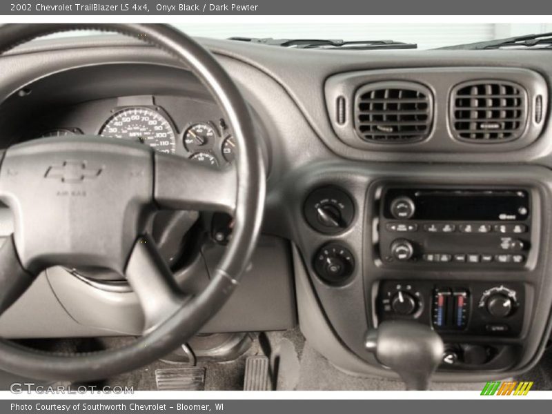 Onyx Black / Dark Pewter 2002 Chevrolet TrailBlazer LS 4x4