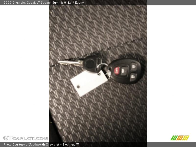 Summit White / Ebony 2009 Chevrolet Cobalt LT Sedan