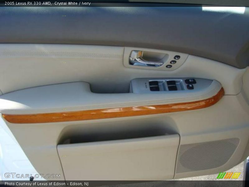 Crystal White / Ivory 2005 Lexus RX 330 AWD