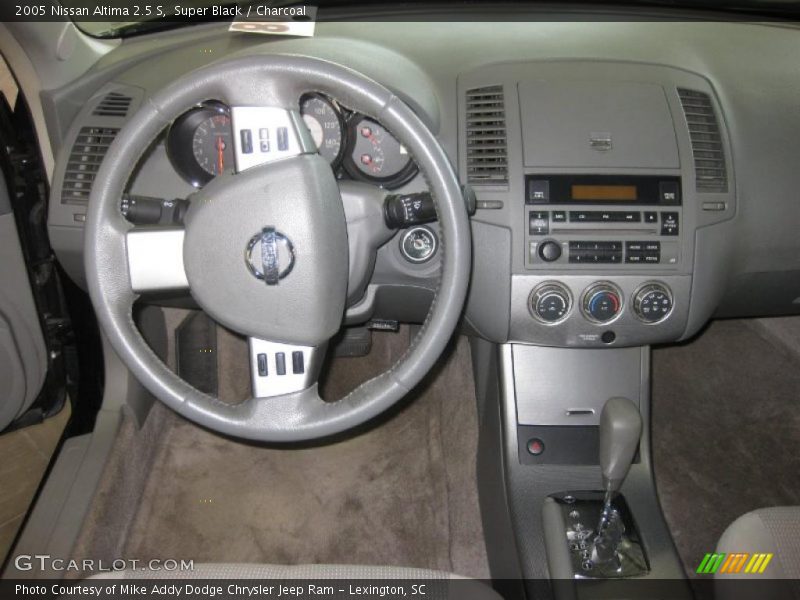 Super Black / Charcoal 2005 Nissan Altima 2.5 S