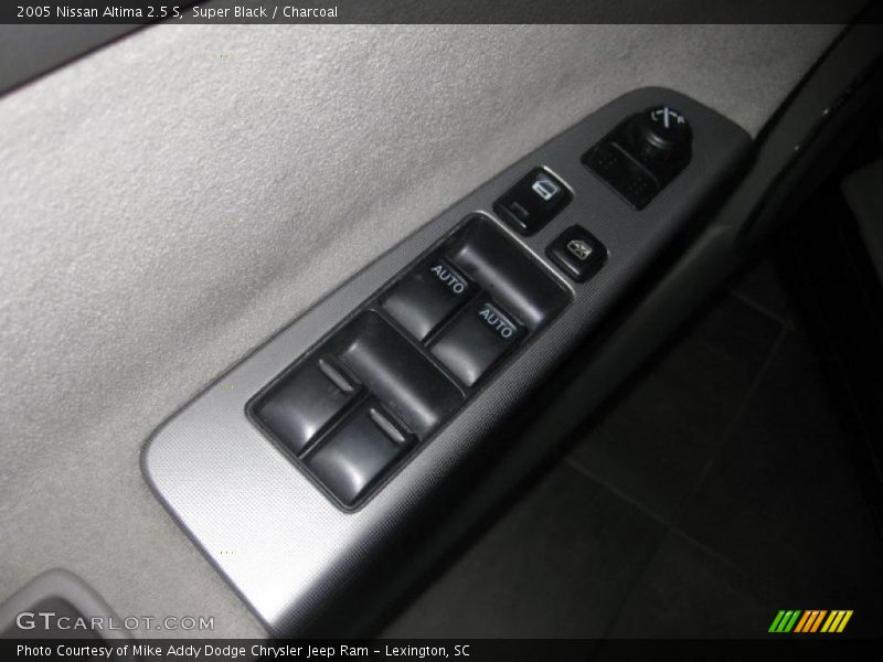 Super Black / Charcoal 2005 Nissan Altima 2.5 S