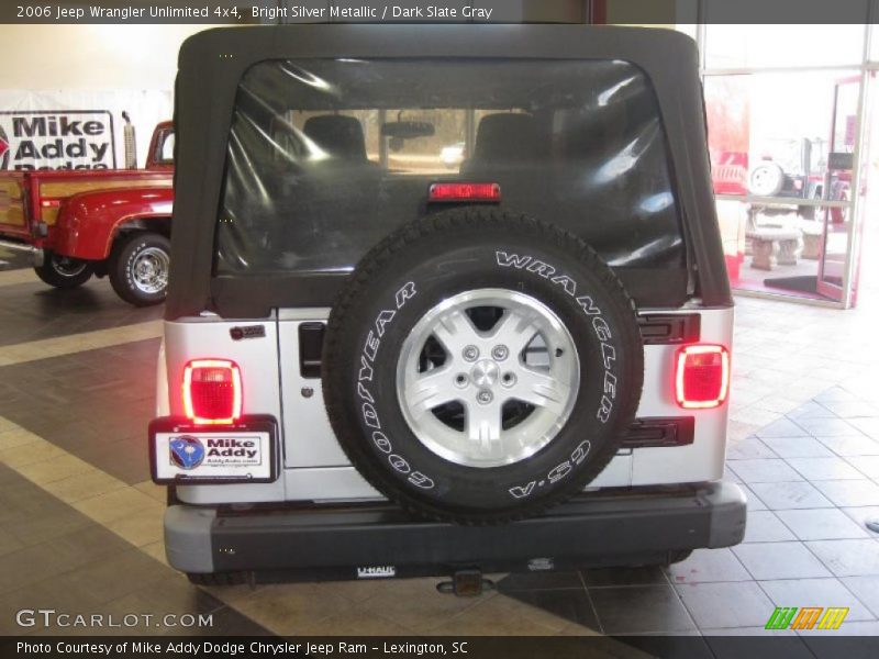 Bright Silver Metallic / Dark Slate Gray 2006 Jeep Wrangler Unlimited 4x4
