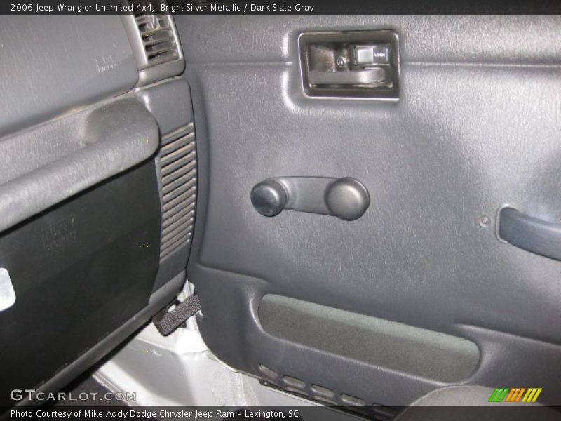 Bright Silver Metallic / Dark Slate Gray 2006 Jeep Wrangler Unlimited 4x4