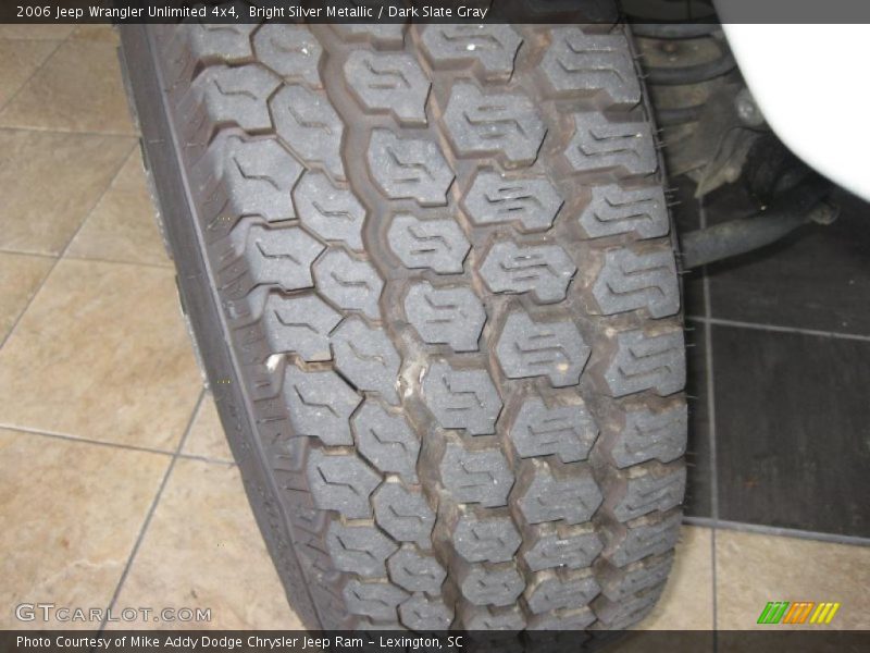 Bright Silver Metallic / Dark Slate Gray 2006 Jeep Wrangler Unlimited 4x4