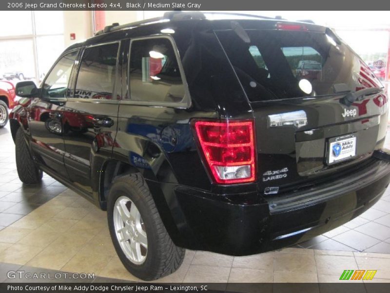 Black / Medium Slate Gray 2006 Jeep Grand Cherokee Laredo 4x4