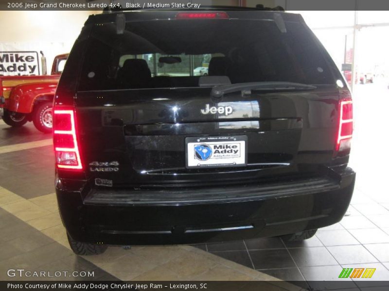 Black / Medium Slate Gray 2006 Jeep Grand Cherokee Laredo 4x4