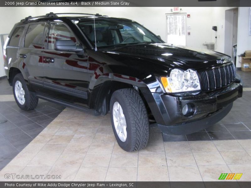 Black / Medium Slate Gray 2006 Jeep Grand Cherokee Laredo 4x4