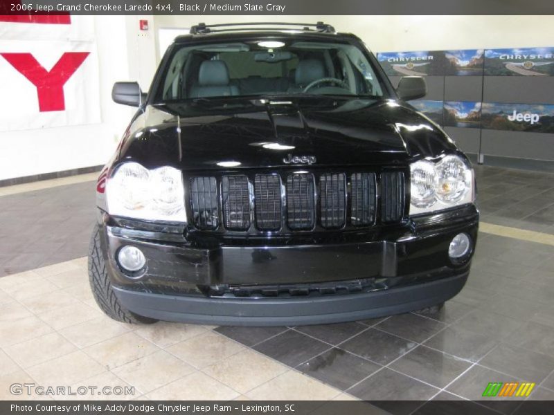 Black / Medium Slate Gray 2006 Jeep Grand Cherokee Laredo 4x4
