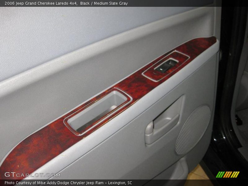 Black / Medium Slate Gray 2006 Jeep Grand Cherokee Laredo 4x4