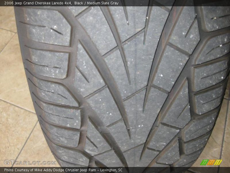 Black / Medium Slate Gray 2006 Jeep Grand Cherokee Laredo 4x4