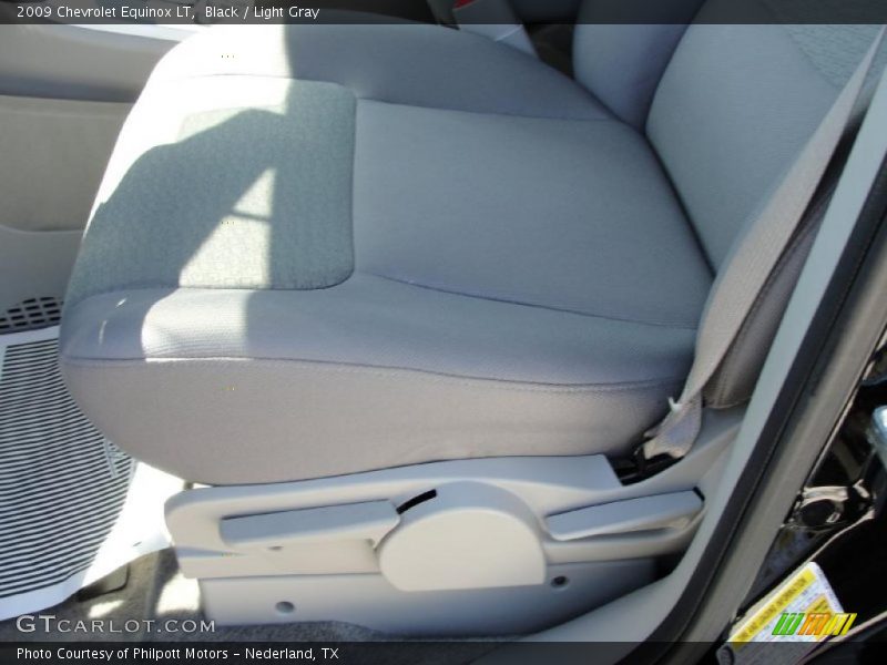 Black / Light Gray 2009 Chevrolet Equinox LT