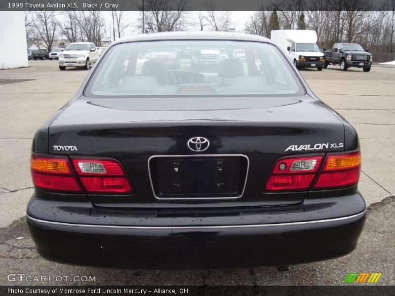 Black / Gray 1998 Toyota Avalon XLS