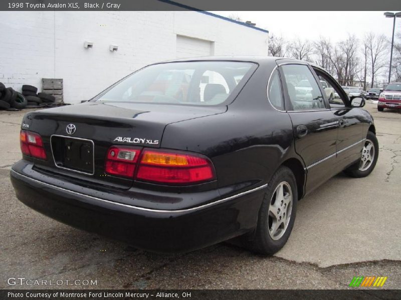 Black / Gray 1998 Toyota Avalon XLS