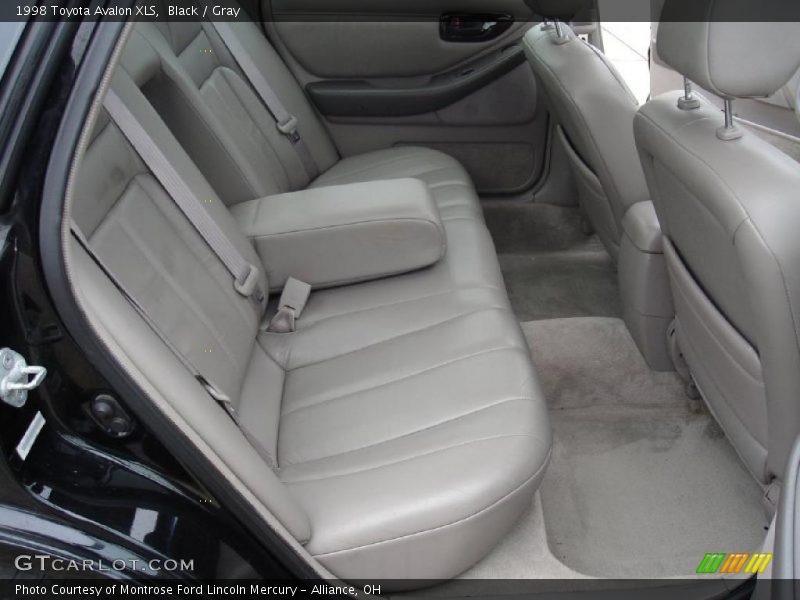 Black / Gray 1998 Toyota Avalon XLS