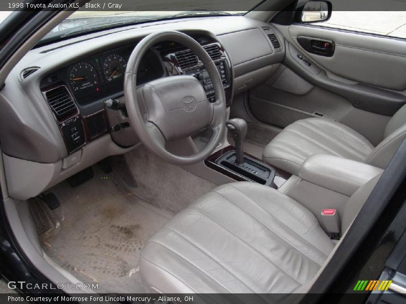 Black / Gray 1998 Toyota Avalon XLS