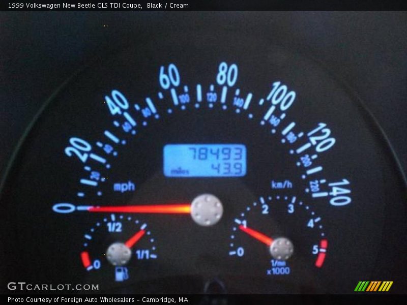 Black / Cream 1999 Volkswagen New Beetle GLS TDI Coupe