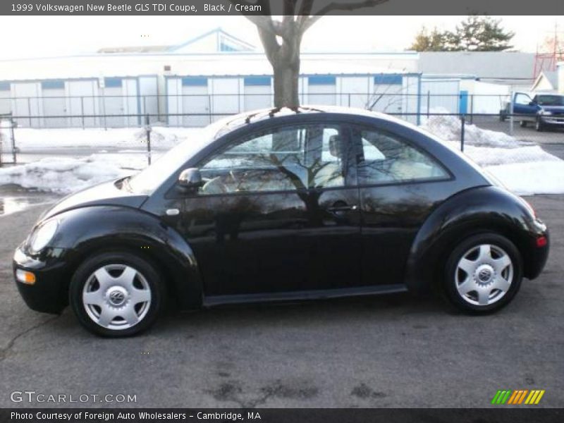 Black / Cream 1999 Volkswagen New Beetle GLS TDI Coupe