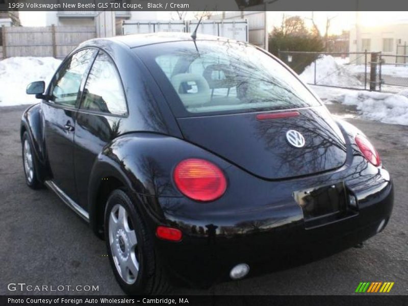 Black / Cream 1999 Volkswagen New Beetle GLS TDI Coupe