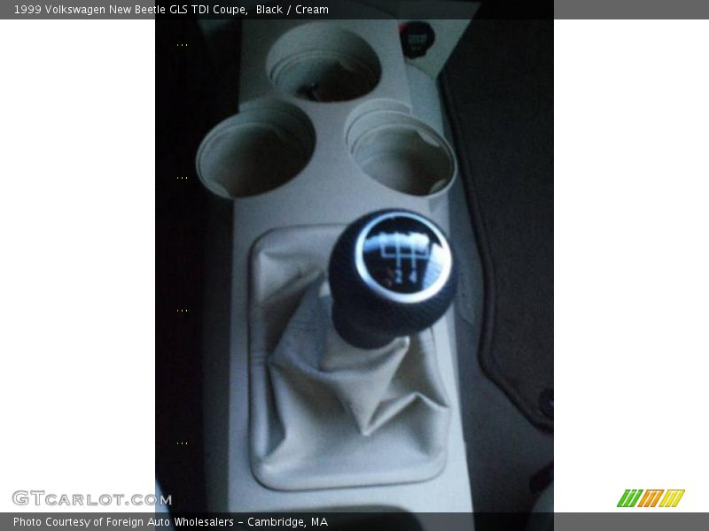Black / Cream 1999 Volkswagen New Beetle GLS TDI Coupe