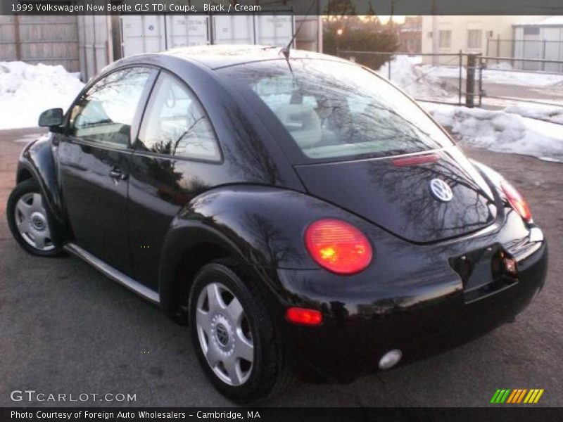 Black / Cream 1999 Volkswagen New Beetle GLS TDI Coupe