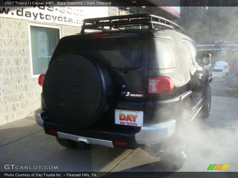 Black Diamond / Dark Charcoal 2007 Toyota FJ Cruiser 4WD