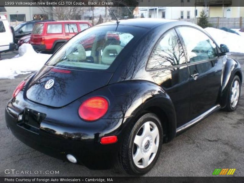 Black / Cream 1999 Volkswagen New Beetle GLS TDI Coupe
