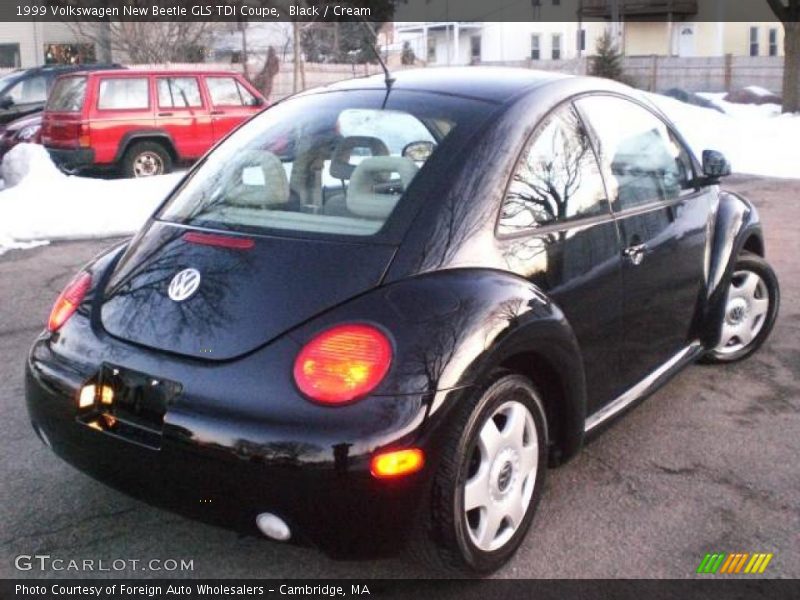 Black / Cream 1999 Volkswagen New Beetle GLS TDI Coupe