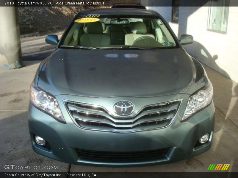 Aloe Green Metallic / Bisque 2010 Toyota Camry XLE V6
