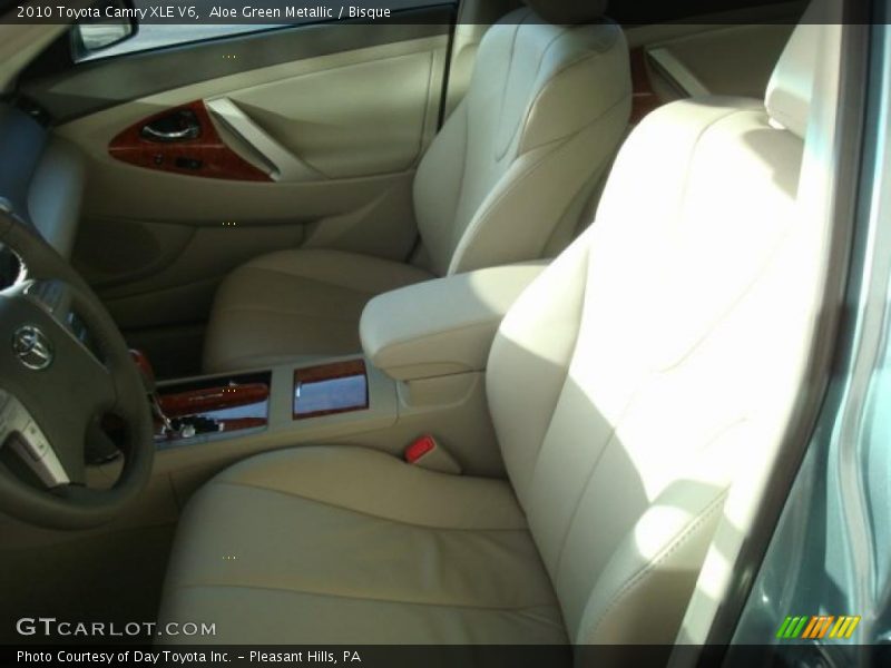 Aloe Green Metallic / Bisque 2010 Toyota Camry XLE V6