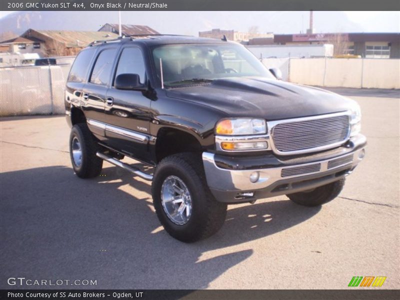 Onyx Black / Neutral/Shale 2006 GMC Yukon SLT 4x4