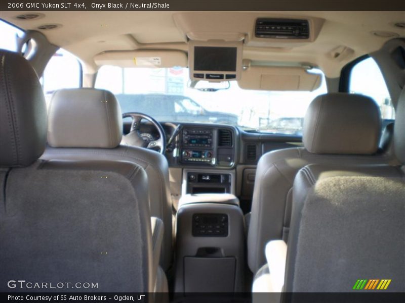 Onyx Black / Neutral/Shale 2006 GMC Yukon SLT 4x4