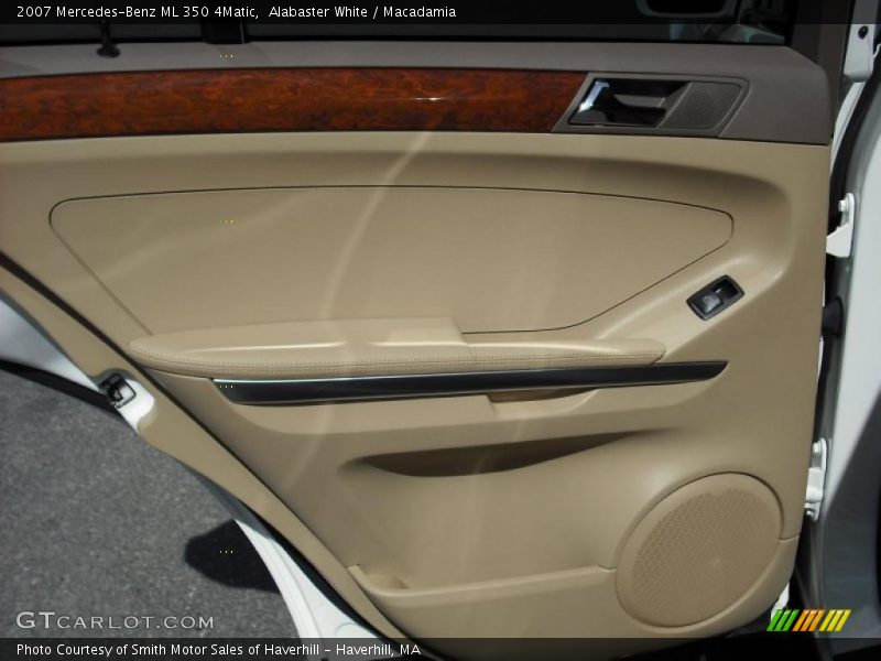 Alabaster White / Macadamia 2007 Mercedes-Benz ML 350 4Matic