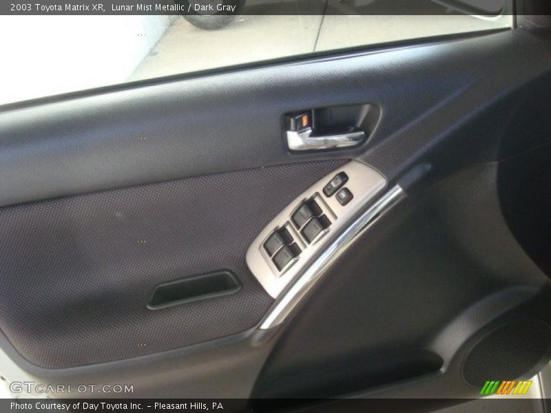 Lunar Mist Metallic / Dark Gray 2003 Toyota Matrix XR