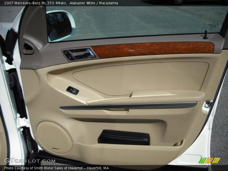 Alabaster White / Macadamia 2007 Mercedes-Benz ML 350 4Matic