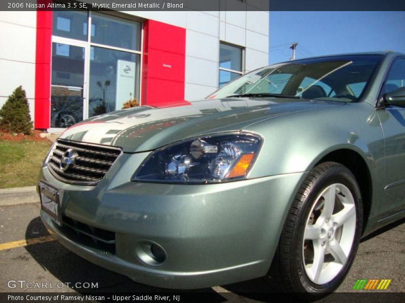 Mystic Emerald Metallic / Blond 2006 Nissan Altima 3.5 SE