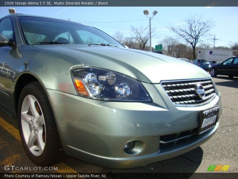Mystic Emerald Metallic / Blond 2006 Nissan Altima 3.5 SE