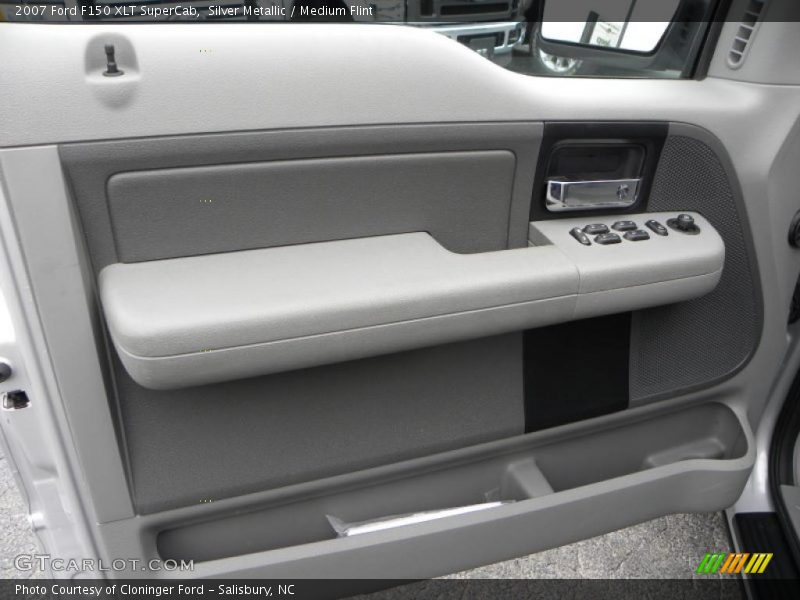 Silver Metallic / Medium Flint 2007 Ford F150 XLT SuperCab