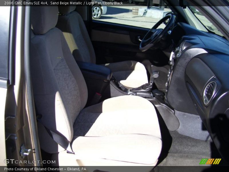 Sand Beige Metallic / Light Tan/Ebony Black 2006 GMC Envoy SLE 4x4