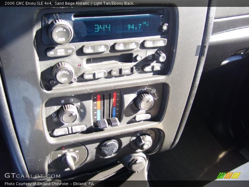 Sand Beige Metallic / Light Tan/Ebony Black 2006 GMC Envoy SLE 4x4