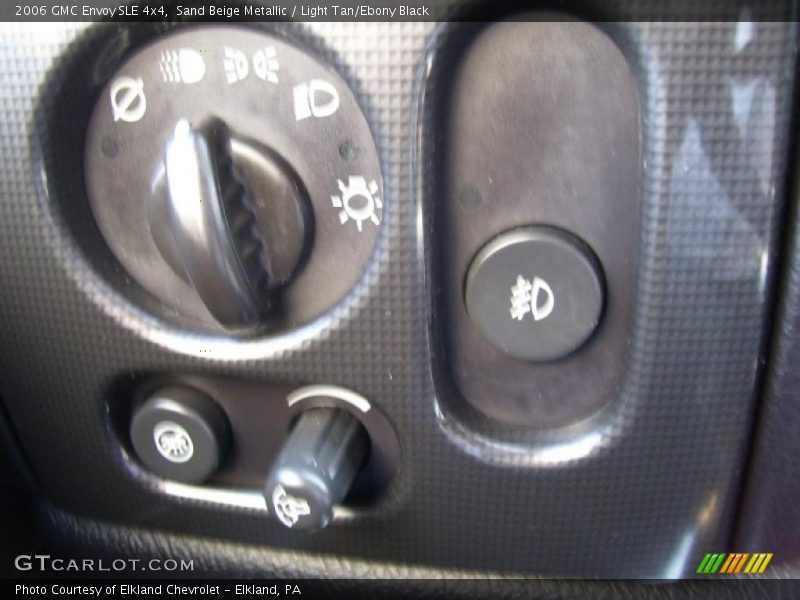 Sand Beige Metallic / Light Tan/Ebony Black 2006 GMC Envoy SLE 4x4