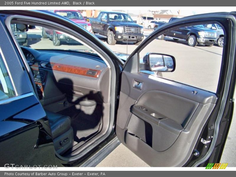 Black / Black 2005 Ford Five Hundred Limited AWD