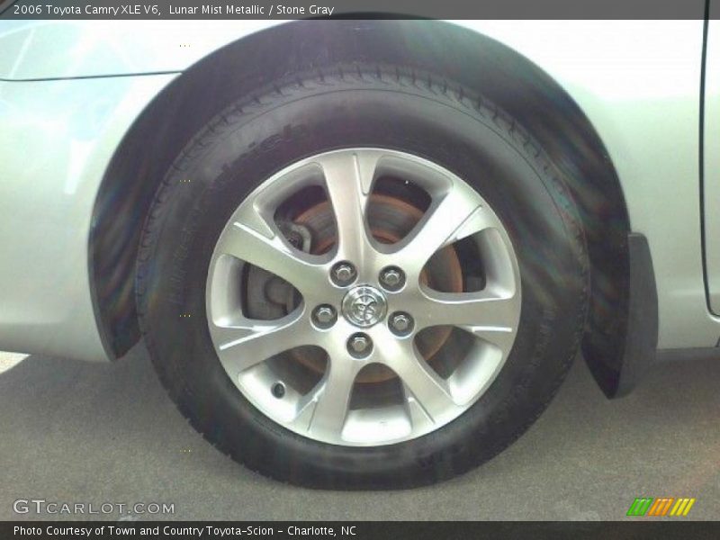 Lunar Mist Metallic / Stone Gray 2006 Toyota Camry XLE V6