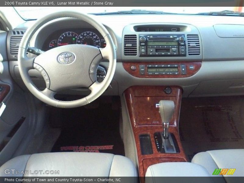 Lunar Mist Metallic / Stone Gray 2006 Toyota Camry XLE V6