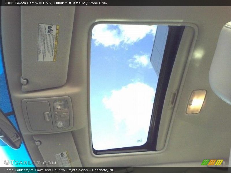 Lunar Mist Metallic / Stone Gray 2006 Toyota Camry XLE V6