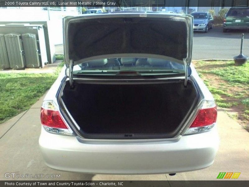 Lunar Mist Metallic / Stone Gray 2006 Toyota Camry XLE V6